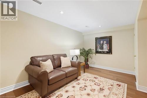 4 Summit Drive, Waterdown, ON 