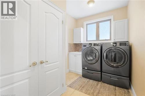 4 Summit Drive, Waterdown, ON 