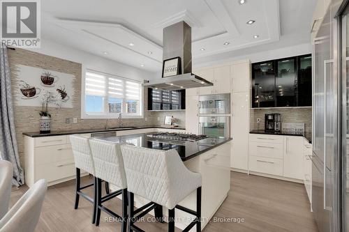 130 Santa Amato Crescent, Vaughan, ON 
