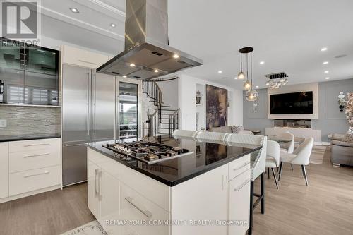 130 Santa Amato Crescent, Vaughan, ON 