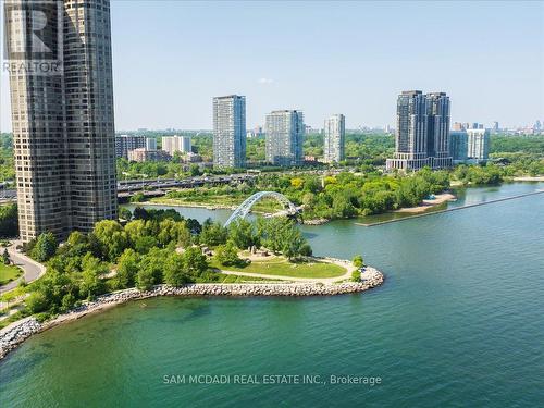 1605 - 2045 Lake Shore Boulevard W, Toronto, ON 