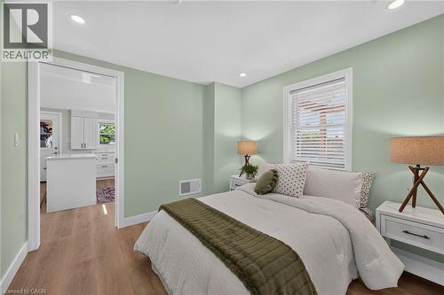 2 Centre Street, Hagersville, ON 