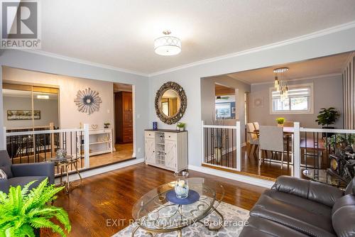 5 Gold Crescent, Russell, ON 