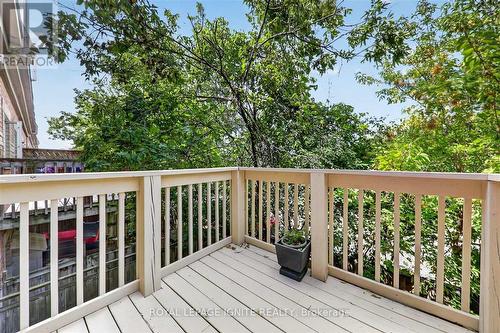 9 - 8032 Kipling Avenue, Vaughan, ON 