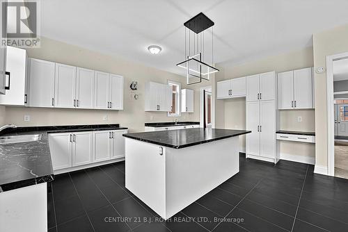 55 Sanford Circle, Springwater, ON 