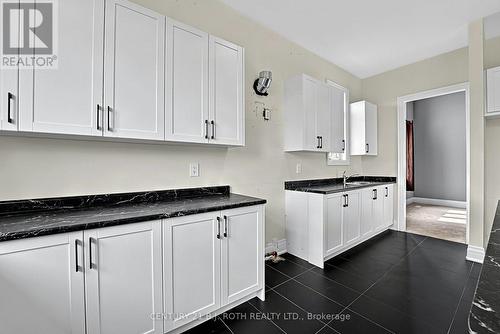 55 Sanford Circle, Springwater, ON 