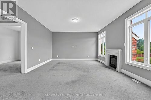 55 Sanford Circle, Springwater, ON 