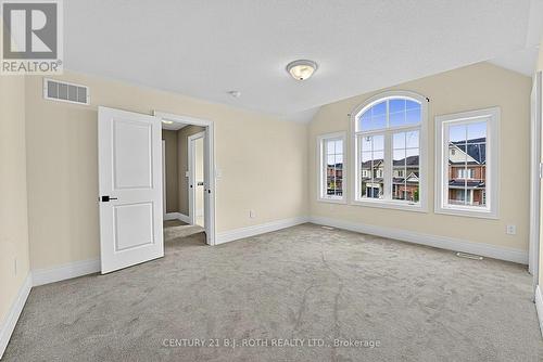 55 Sanford Circle, Springwater, ON 