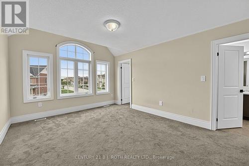 55 Sanford Circle, Springwater, ON 