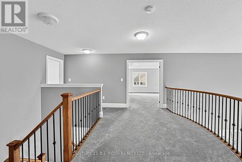 55 Sanford Circle, Springwater, ON 