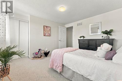 75 Courtney Crescent, Barrie, ON 
