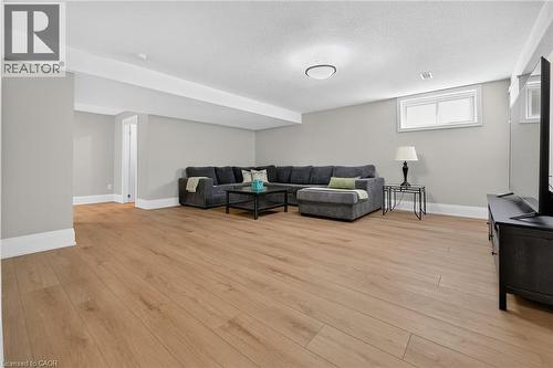 17 Cherry Avenue, Smithville, ON 