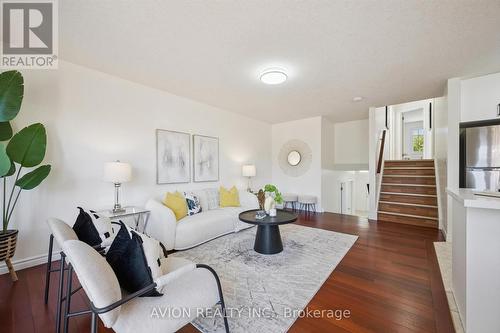 206 Buttercup Court, Waterloo, ON 