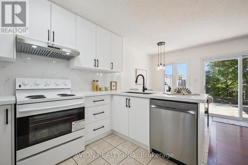 206 Buttercup Court, Waterloo, ON 
