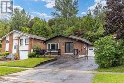 585 GRANDVIEW STREET S Oshawa, ON L1H 7T5