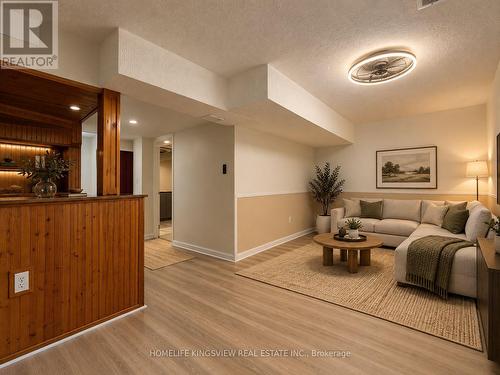 39 Pioneer Pathway, Toronto, ON 