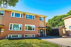 2301 BARCLAY ROAD  Burlington (Brant), ON L7R 2B7