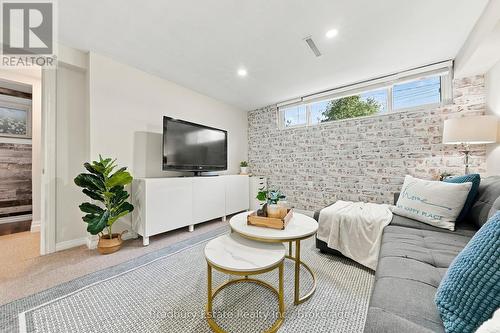 2301 Barclay Road, Burlington (Brant), ON 