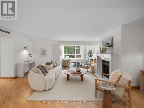 305 - 25 George Street, Toronto, ON 
