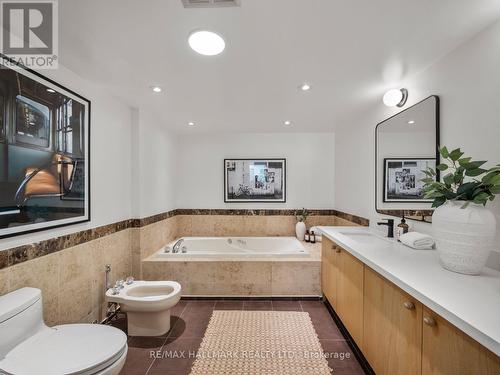 305 - 25 George Street, Toronto, ON 