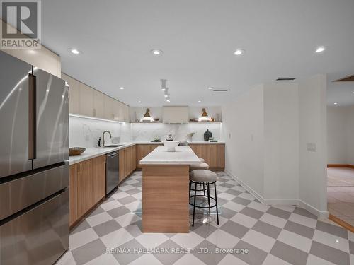 305 - 25 George Street, Toronto, ON 