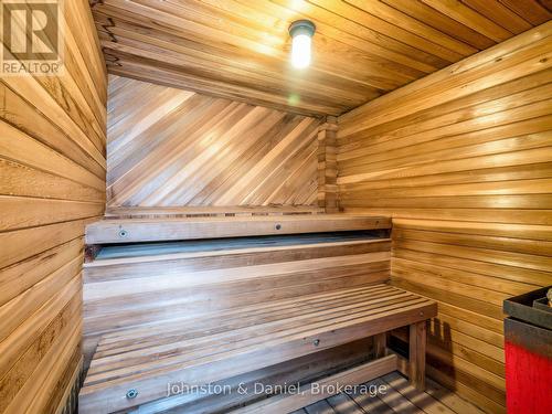Basement sauna - 320 Brunswick Avenue, Toronto, ON 