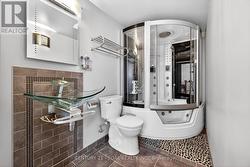 Main Bathroom - 