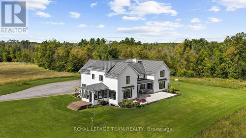 7385 Bank Street, Ottawa, ON 