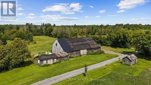 Barn/Driveshed - 7385 Bank Street, Ottawa, ON 