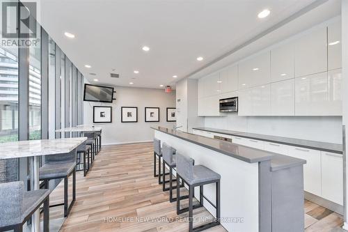 1704 - 33 Charles Street E, Toronto, ON 
