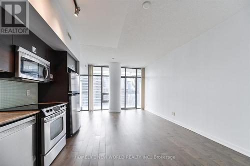 Open concept living/dining - 1704 - 33 Charles Street E, Toronto, ON 