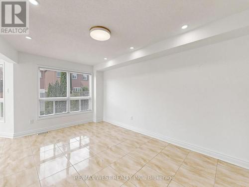 63 Echo Ridge Crescent, Vaughan, ON 