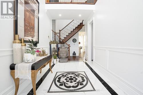 77 Bowshelm Court, Mississauga, ON 