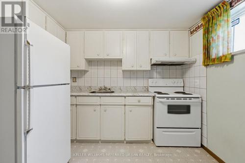 40 Datchet Road, Toronto, ON 