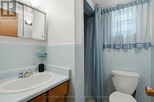 40 Datchet Road, Toronto, ON 