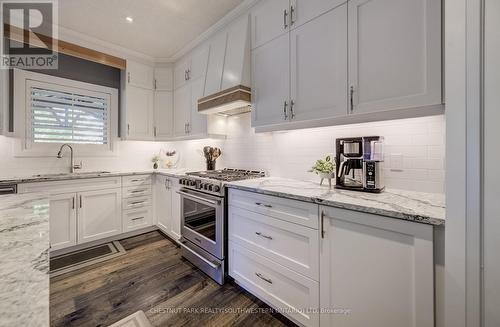 35 Greyhawk Street, Kitchener, ON 