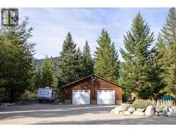 Heated Garage & RV Parking - 