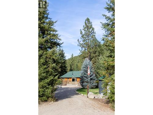 50 Taylor Way, Beaverdell, BC 