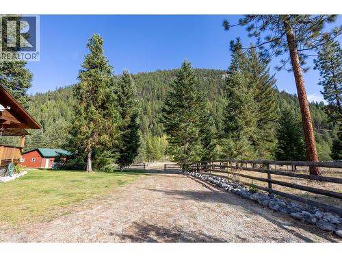 50 Taylor Way, Beaverdell, BC 
