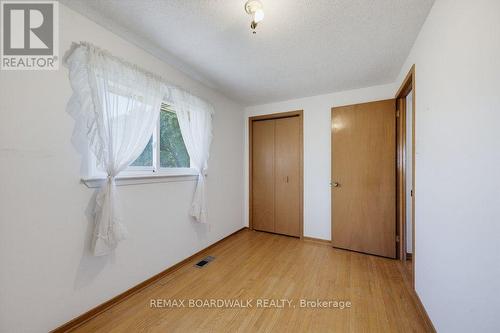 Bedroom 3 - 60 Northpark Drive, Ottawa, ON 