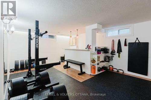 2995 Cowan Crescent, Ottawa, ON 
