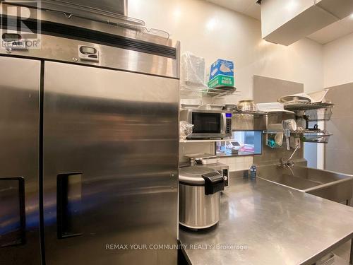 10520 Yonge Street, Richmond Hill, ON 