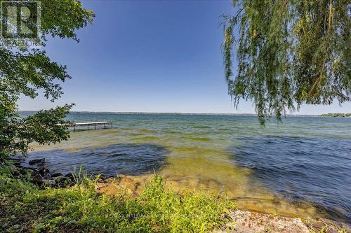 311 Lake Drive N, Georgina, ON 