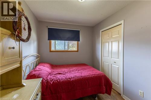 Wood-finish flooring with a neutral wall color - 120 Union Street S, Cambridge, ON 