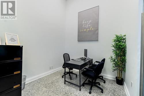 150 - 4 Robert Speck Parkway, Mississauga, ON 