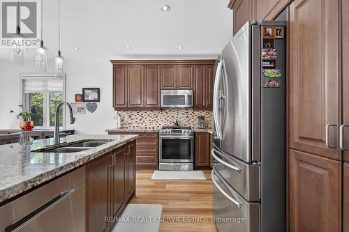 15 Bonnie Braes Drive, Brampton, ON 