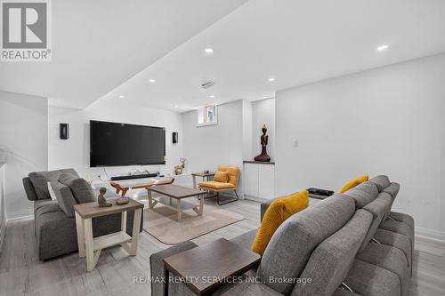 15 Bonnie Braes Drive, Brampton, ON 