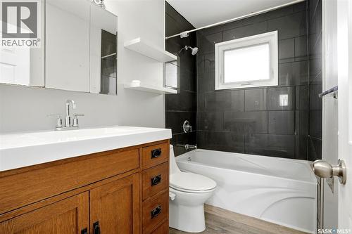 2 Sampson Place, Regina, SK 