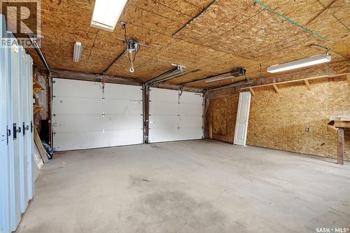 2 Sampson Place, Regina, SK 
