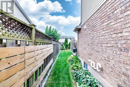 8394 Greenfield Crescent, Niagara Falls (Forestview), ON 